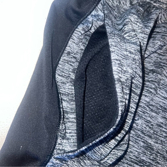 Men’s Under Armour Shorts - Picture 3 of 6